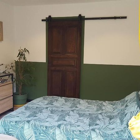 Appartement 2 Pieces Gravieres Zewnętrze zdjęcie