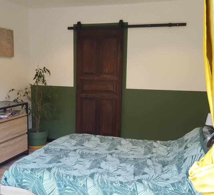 Appartement 2 Pieces Gravieres Zewnętrze zdjęcie