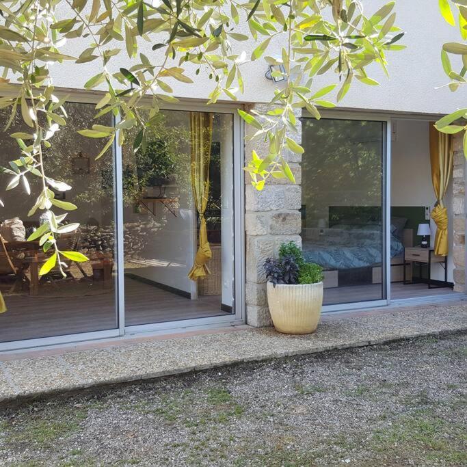 Appartement 2 Pieces Gravieres Zewnętrze zdjęcie